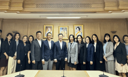 EGATi เข้าพบผู้อำนวยการกองวิเคราะห์เรื่องเสนอคณะรัฐมนตรี สลค. เพื่อรายงานผลการดำเนินงานและขอรับการสนับสนุนในการเสนอเรื่องต่อ ครม.